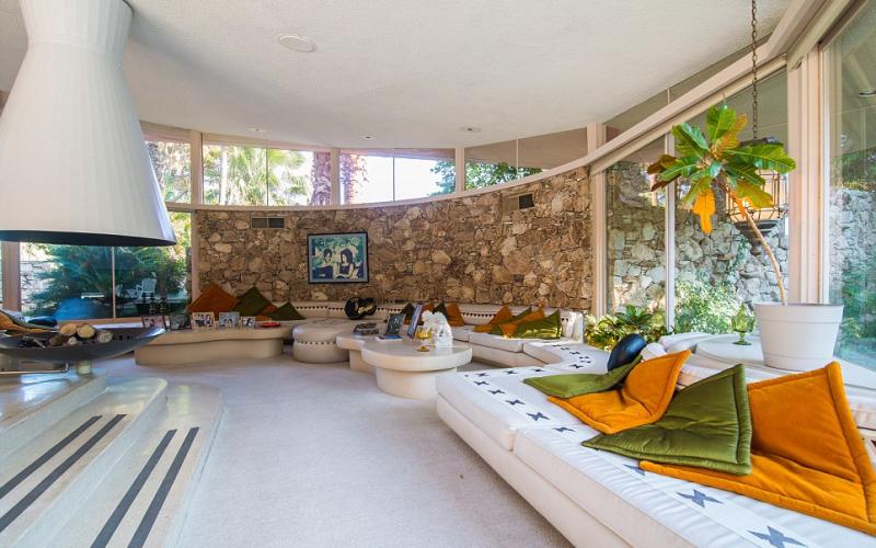 Elvis’ Palm Springs Honeymoon Home for Sale