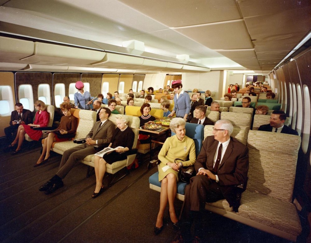 On-board a Boeing 747 – With Pan Am & United Airlines